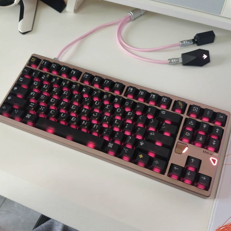 Laptop Accessories Design - ATK QK Co-branded Hex80 Bedraad magnetisch